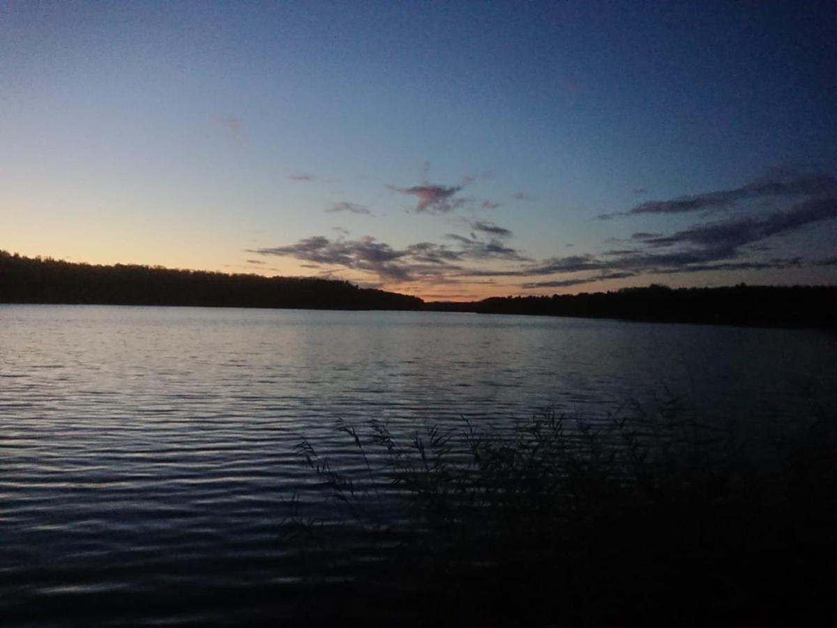 Ferienhaus Reetdach 1300Qm Privatgrundstueck Bootssteg Sauna Templin Luebbesee Uckermark Erholung Pur Seenplatte Petersdorf  Exterior foto